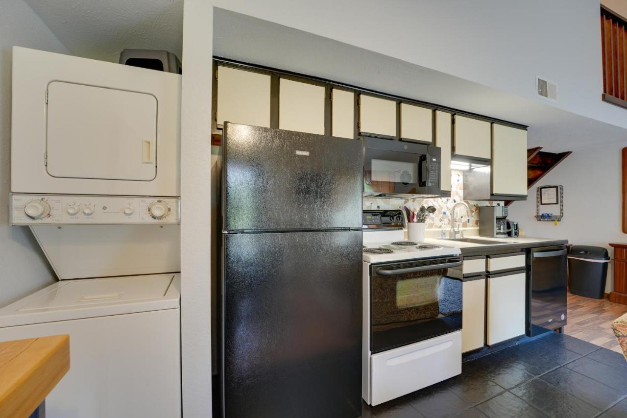Condo With Balcony And Grill 3 Mi To Moonshine Beach! Бренсън Екстериор снимка