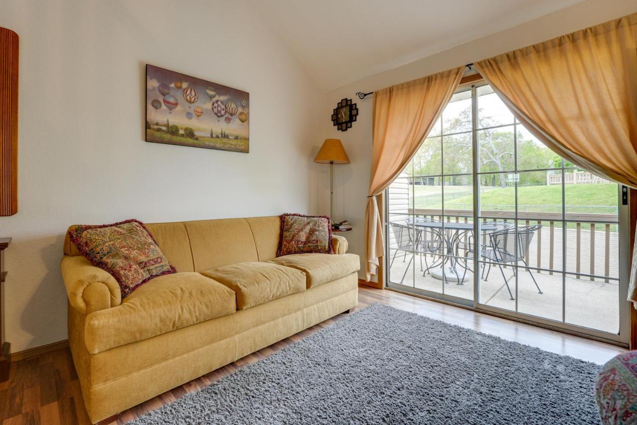 Condo With Balcony And Grill 3 Mi To Moonshine Beach! Бренсън Екстериор снимка